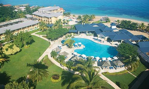 Club La Costa | Resort Directory Jewel Runaway Bay Beach & Golf Resort